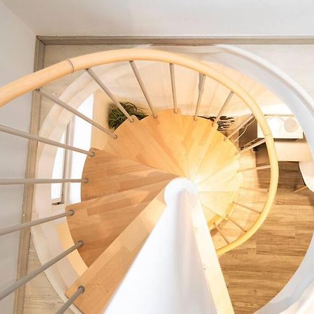 Modernes Apartment Auf 2 Etagen In Ruhiger Lage Zentral Zu Stadion Und Westfalenhallen Dortmund Bagian luar foto