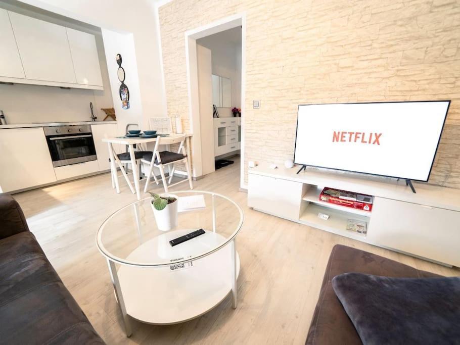 Modernes Apartment Auf 2 Etagen In Ruhiger Lage Zentral Zu Stadion Und Westfalenhallen Dortmund Bagian luar foto