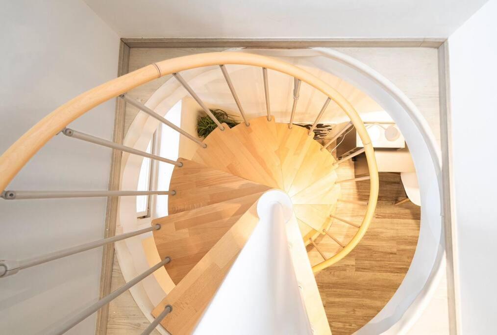 Modernes Apartment Auf 2 Etagen In Ruhiger Lage Zentral Zu Stadion Und Westfalenhallen Dortmund Bagian luar foto